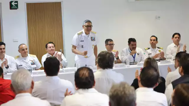 La segunda Mesa Comercial del Puerto fue encabezada por el Gobernador y el titular de la Semar