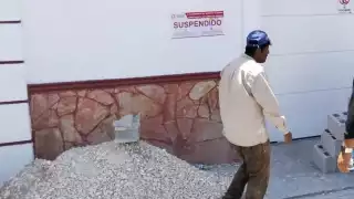 "Vive en otro mundo"; comerciantes de Carmen arremeten contra Dalila Mata por abuso de poder