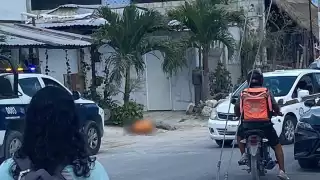 Hombres armados disparan al aire y abandonan una cabeza humana en Puerto Morelos
