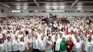 El Gobernador Joaquín Díaz Mena encabezó el foro que tiene por objetivo mejorar las condiciones en la educación en la entidad y en el resto de la región