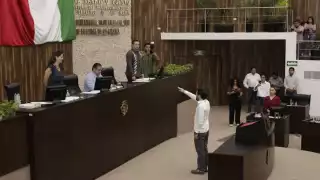 Mauricio Moreno Mendoza fue designado con 22 votos a favor