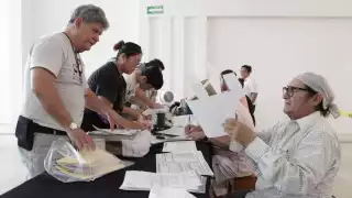 Las casillas especiales abrieron desde muy temprano