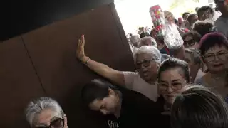 Personas han comenzado a reclamar que no los dejan votar