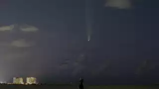 El cometa Tsuchinshan iluminó el cielo de Progreso, Yucatán
