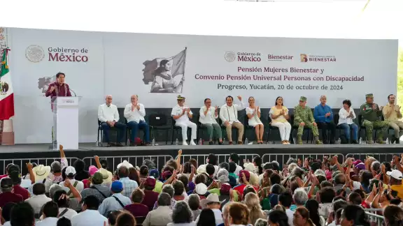 Mario Delgado confirmó más apoyos para estudiantes de Yucatán