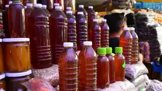 Por otra parte, la mortandad de abejas les preocupa, ya que señalan que está ligada al clima