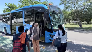 Habitantes de Las Américas piden más unidades para la ruta 74 del transporte Va y Ven