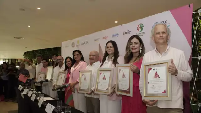 La entrega de los distintivos fue en Mérida