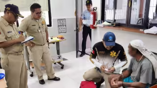 Un pescador originario de Lerma, Campeche, sobrevivió tras quedar a la deriva por una falla mecánica.