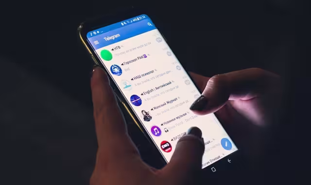 El acoso digital afecta mayormente a las mujeres en todo el mundo
