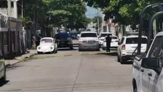 Balean a joven  al salir de su domicilio en Ciudad del Carmen 