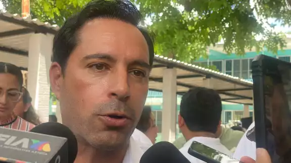 Mauricio Vila asistió a la entrega de útiles escolares del programa del Gobierno de Yucatán Mauricio Vila asistió a la entrega de útiles escolares del programa del Gobierno de Yucatán