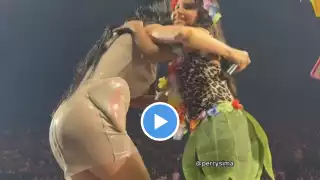 La famosa cantante de Santa Bárbara ayudó a una niña a sentir orgullo de ser mexicana.