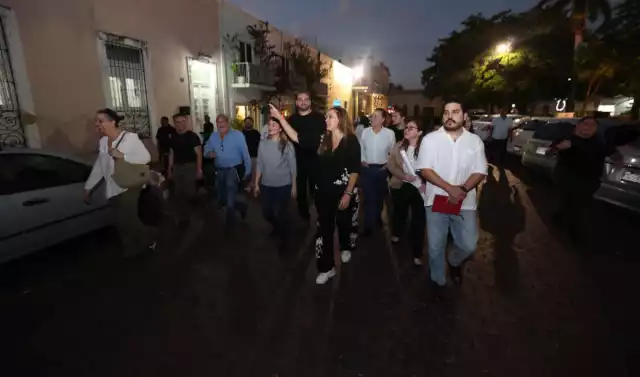 El Ayuntamiento y la Canirac buscan mejoras para locatarios y comerciantes en el Parque de La Mejorada