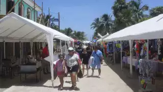 Organizadores alistan detalles para llevar a cabo la famosa feria del puerto que se hace en verano