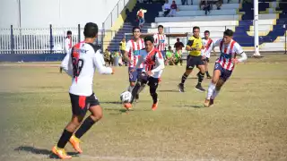 Corsarios retiene cuarto puesto, Pampaneros sube al 12