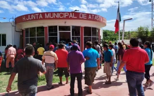 Exigen sensibilidad social y atención equitativa en futuras aspiraciones políticas