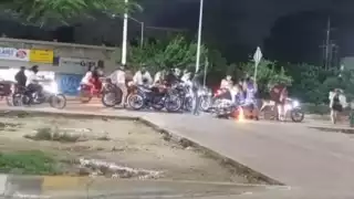 Mujer es atropellada por un motociclista que participaba en una rodada en Cancún