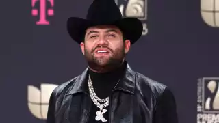 El cantante desató la furia de sus fans