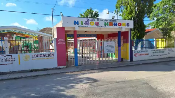 Aunque se comunicó la reanudación de clases, muchos padres de familia no llevaron a sus hijos a las escuelas Aunque se comunicó la reanudación de clases, muchos padres de familia no llevaron a sus hijos a las escuelas