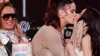 Gala x MoJoe: Karime Pindter presume beso con su ‘novia’ Gala Montes 