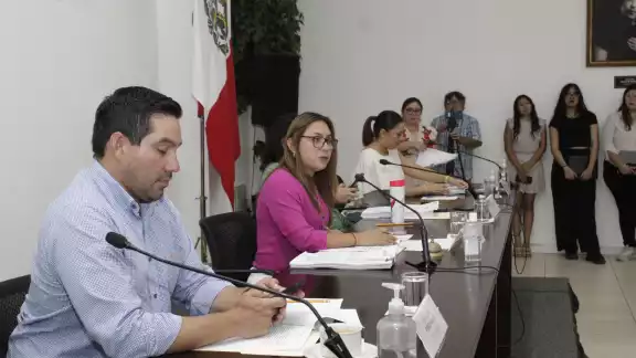El Congreso de Yucatán analiza los pasos a seguir para las elecciones extraordinarias El Congreso de Yucatán analiza los pasos a seguir para las elecciones extraordinarias