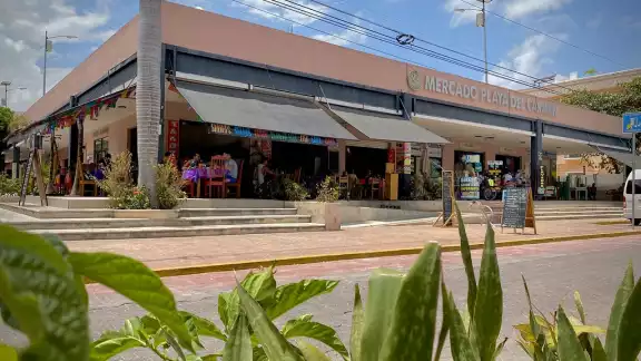 Con la remodelación se busca mejorar la imagen del mercado, tanto para los locales como el sector turístico Con la remodelación se busca mejorar la imagen del mercado, tanto para los locales como el sector turístico