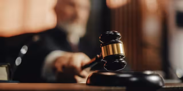 El Juez reanudará la audiencia para la lectura de la sentencia