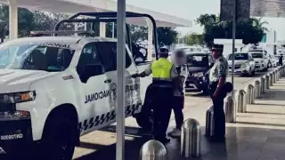 Elementos de la GN arrestaron al atacante Julio César A., de 30 años