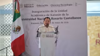 Joaquín Díaz Mena encabezó la inauguración de la Universidad Rosario Castellanos en Kanasín
