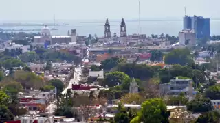 No hay polvo del Sahara en Campeche; el humo actual proviene de más de 30 incendios urbanos recientes y de la surada.