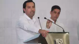 La conferencia del gobernador Mauricio Vila se realiza en el Centro Internacional de Congresos