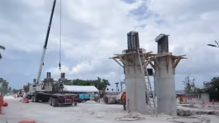 Este distribuidor vial enlazará de manera directa la zona urbana con el Puente Nichupté.