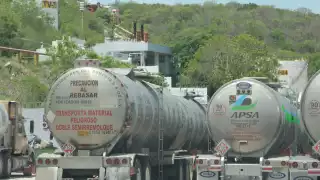 Más de 500 empresarios en Campeche y otras entidades están en riesgo de quiebra por adeudos de Pemex