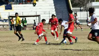 Corsarios goleó 4-0 a ISG Sports y prácticamente aseguró su lugar en la liguilla