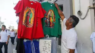 La llegada de las celebraciones decembrinas trae mayor movimiento en el Centro Histórico