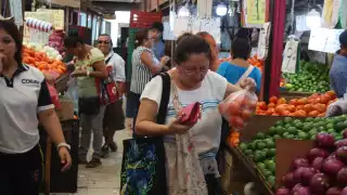 Locatarios de los mercados de Mérida reportan aumento de más del 100 por ciento en la hortaliza