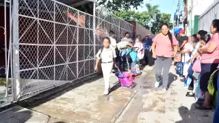 Dos mil 250 planteles recibirán a sus alumnos este lunes en Campeche.