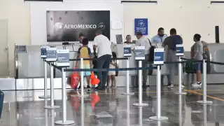 A su detención, sus documentos son verificados