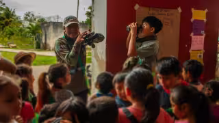 Niños de la comisaría de Kimbilá, Tixméhuac, participan en una enriquecedora jornada de pajareada