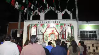 Los fieles visitaron la capilla guadalupana para celebrar un aniversario más.