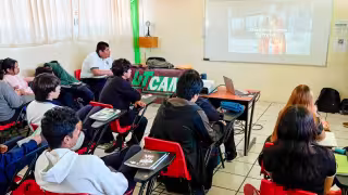 ¿Qué impacto tiene la crisis de PEMEX en los estudiantes de la UTCAM?