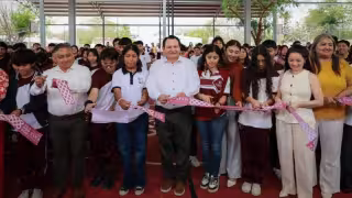 Impulsa el Gobernador Joaquín Díaz Mena mejores condiciones para la educación en Dzununcán