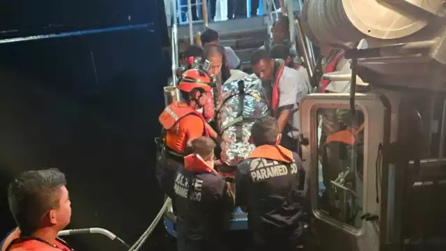 La mujer fue trasladada por la Novena Región Naval