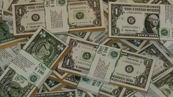 ¿De qué depende el precio del dólar en México?