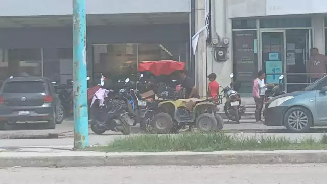 Ahora los franeleros utilizan a menores de edad para pedir dinero.