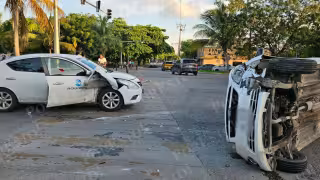 El accidente movilizó a los cuerpos de emergencia durante las primeras horas de la mañana