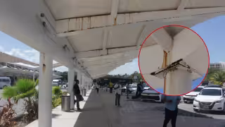 Transportistas comentaron que resulta penoso bajar a los visitantes en una zona de andenes carente de mantenimiento