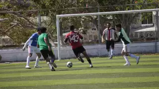 La Barra FC y Capital 21 imponen su poderío ofensivo en la jornada inaugural