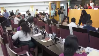 Exhortan a Seduc y SPSC coordinar acciones con padres de familia.